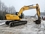   / JCB JS 205 LC