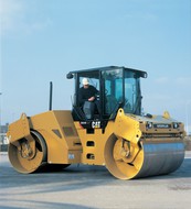    7  Caterpillar CB434D XW