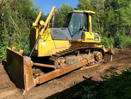   Komatsu D65