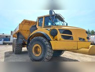  Volvo A40,  